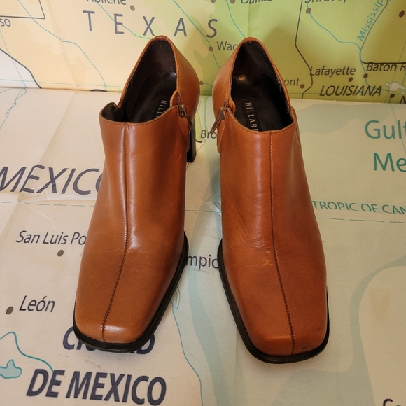 Hillard & Hanson Women's Brown Leather Booties Size 5.5 - Picture 10 of 12